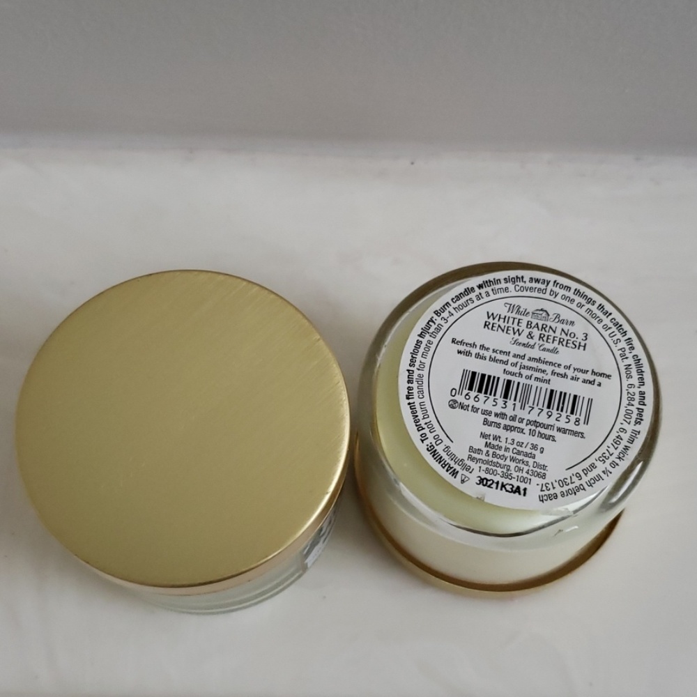 White Barn Mini No. 3 Renew & Refresh Candles x 2 - Picture 3 of 3